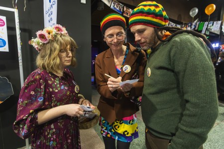 Absolwenckie potupaje na UMK [fot. Szymon Zdziebło]